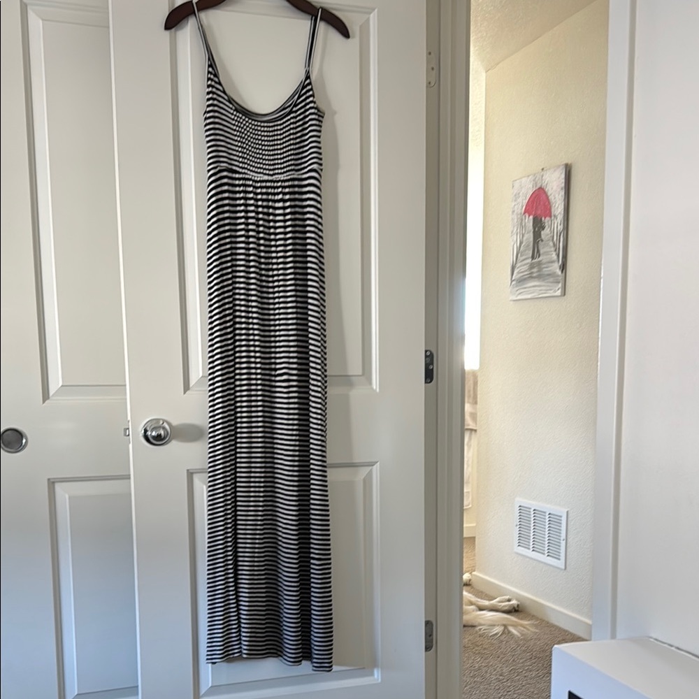 Striped Black and White Maxi Dress | Calvin Klein | sz 4